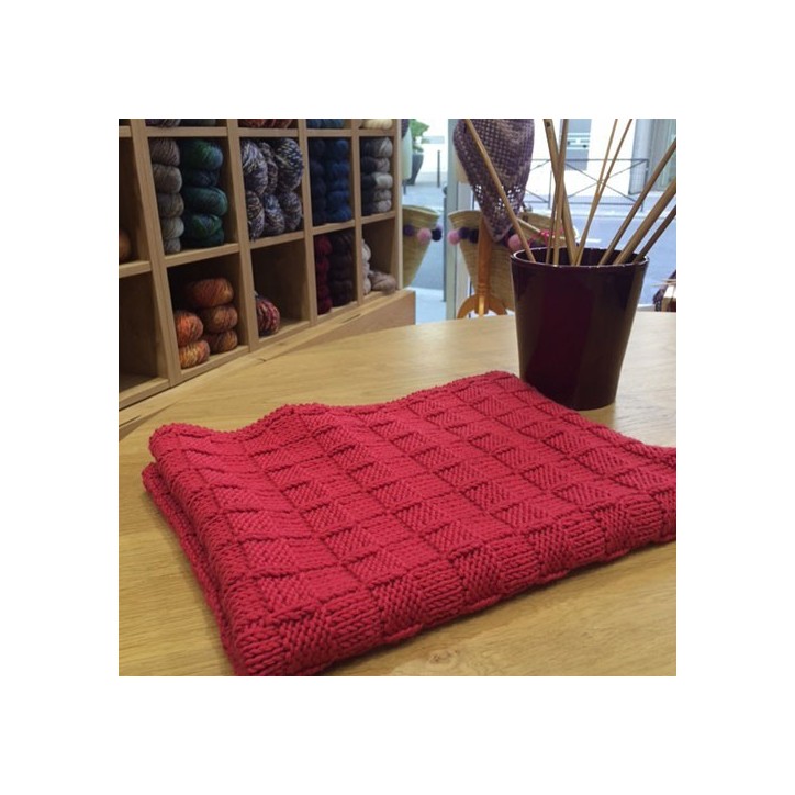 COUVERTURE POUR BEBE PETITS DAMIERS 50x65 cm
